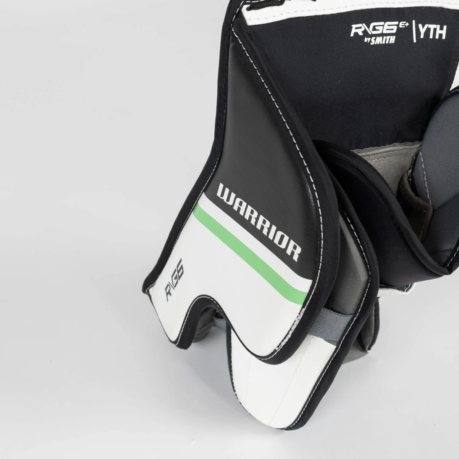 Warrior Ritual G6 E+ Youth Goalie Blocker 6 Warrior Ritual G6 E+ Youth Goalie Blocker - Image 4