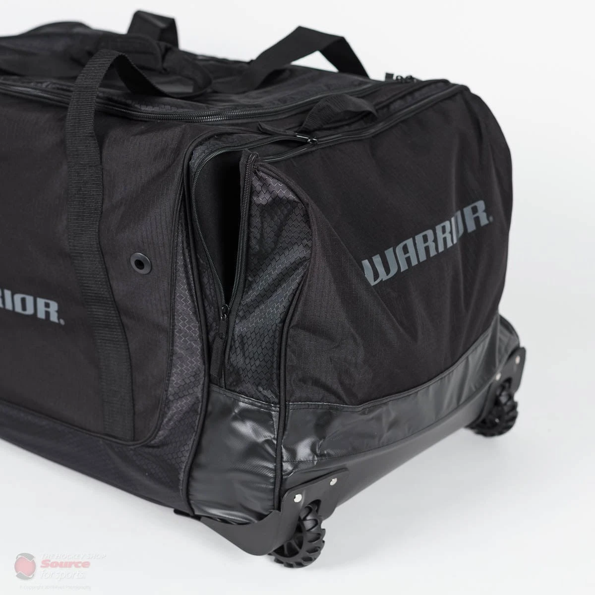 Warrior Q20 Senior Wheel Hockey Bag 4 Warrior Q20 Senior Wheel Hockey Bag - Image 2